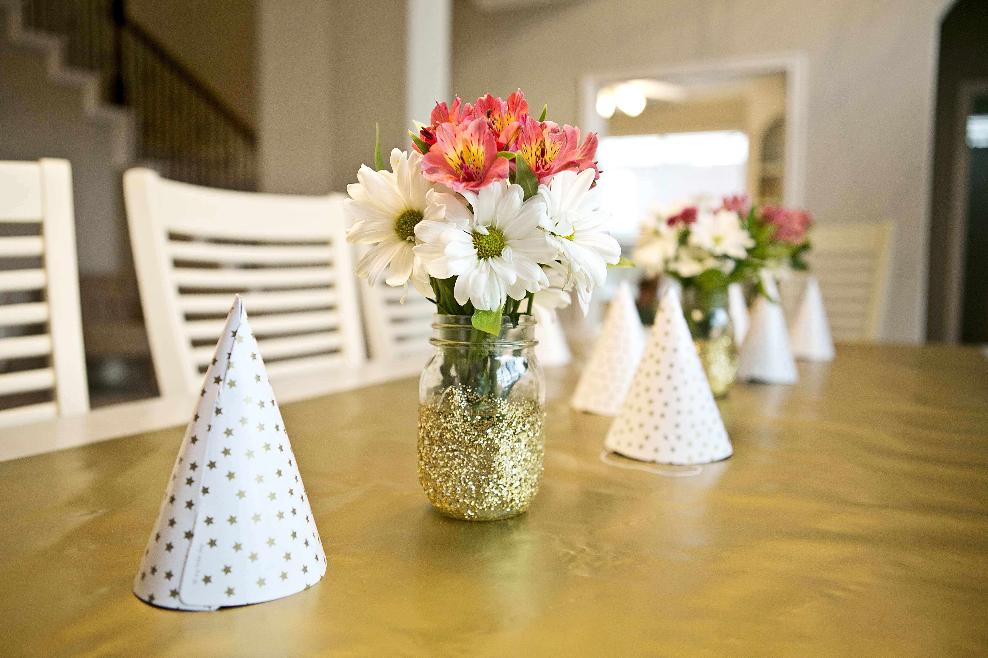 Gold Sparkle Vase for Centerpiece