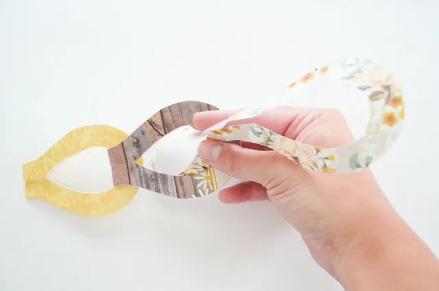 Fancy Paper Chain Tutorial