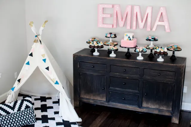 Teepee and Dessert Table