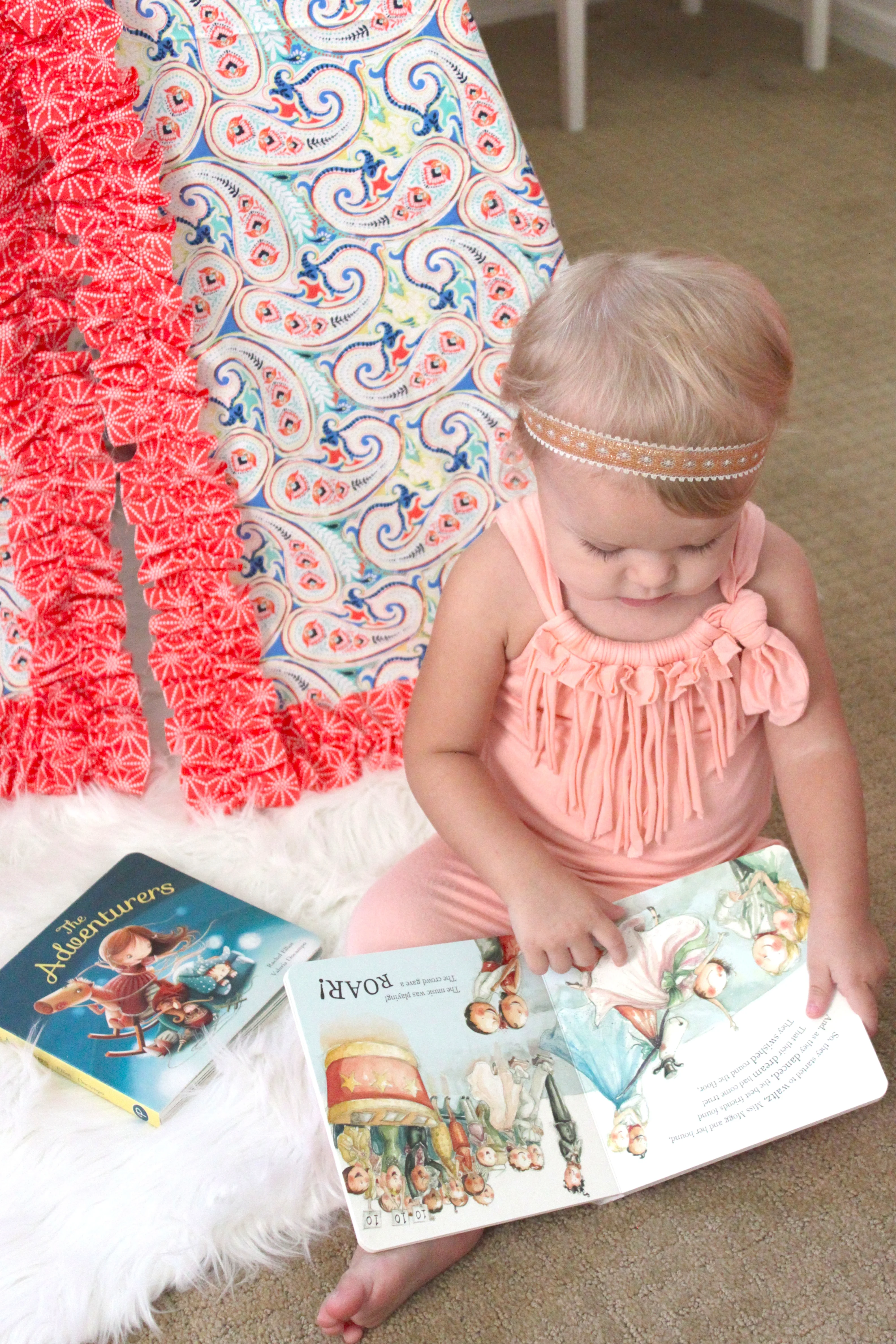 DIY Toddler Teepee Reading Nook