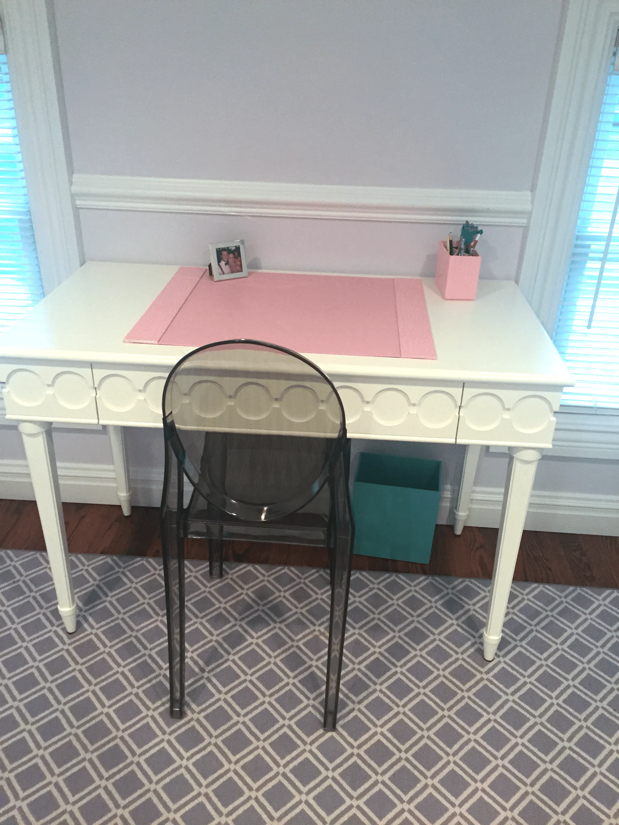 Girl's Room Desk