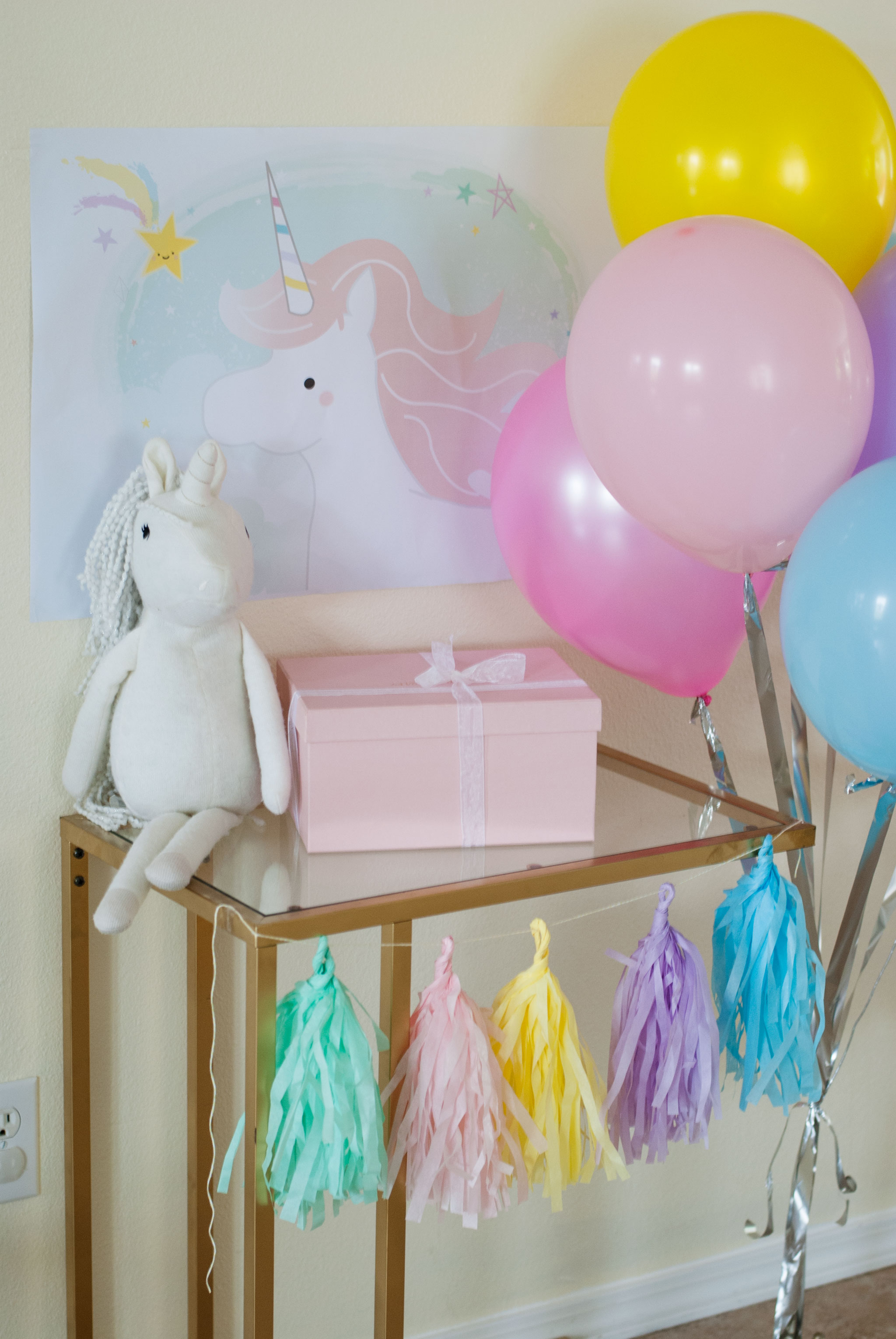 Unicorn Party Decor